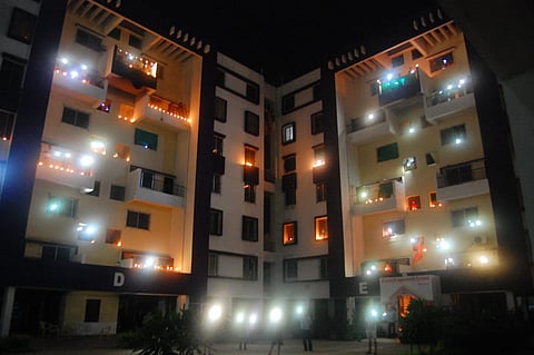 light 1.jpg