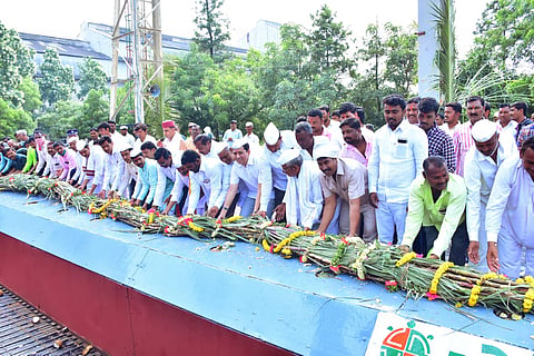 देशात सहा महिने पुरेल इतकी साखर शिल्लक; खरेदी दर वाढविण्याची गरज 