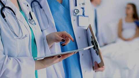 akola medical college will get full time officer