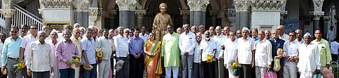 सेवानिवृत्तांची मागणी ; थकीत रक्कम देऊन आणा "अच्छे दिन' 