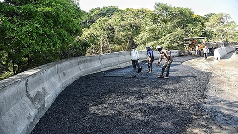 आता कसे जाणार कोकणात? 
