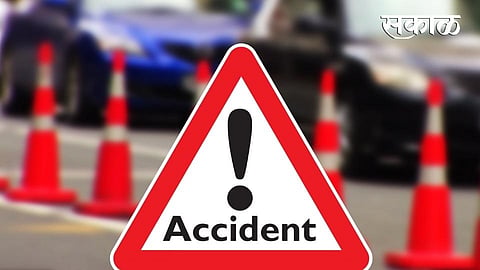 Two killed in road mishap at Chalisgaon Fata on Mumbai-Agra highway nashik accident news