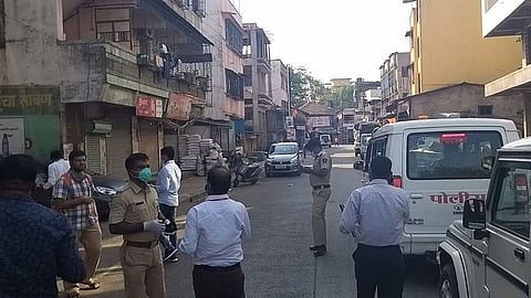 नेरळकरांच्या दरवाजावर कोरोनाची थाप 