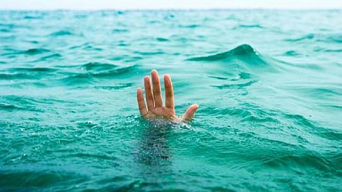 body of missing contract worker found in Koradi lake Nagpur News 