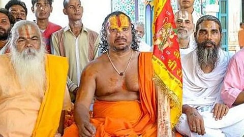 paramdas.