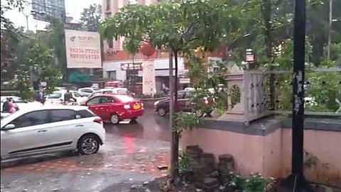  पुणे शहरात मुसळधार पाऊस