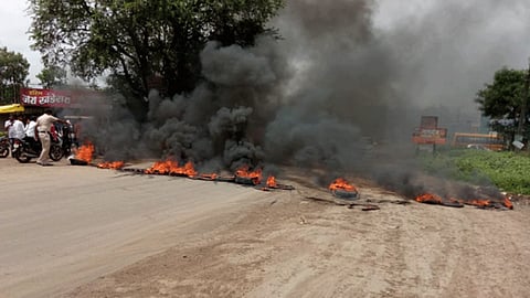 MarathaKrantiMorcha Violent turn of Maratha movement in Chakan