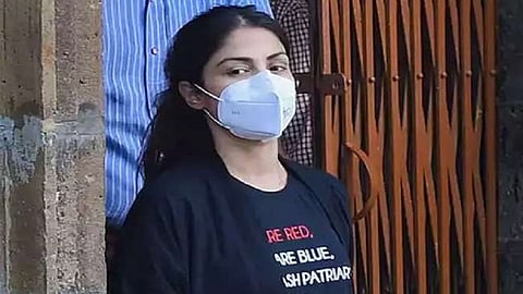 तब्बल ९ अटींवर रिया चक्रवर्तीला झाला जामीन मंजूर, अटींची पूर्तता न झाल्यास रद्द होऊ शकतो जामीन 