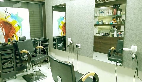 saloon