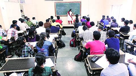 Kolhapur district anti education resolution will be passed in Gram Sabha on Independence Day