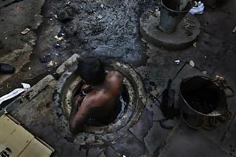 राज्यातील `या` कामगारांना तब्बल 10 लाखांच्या विम्याचे कवच 