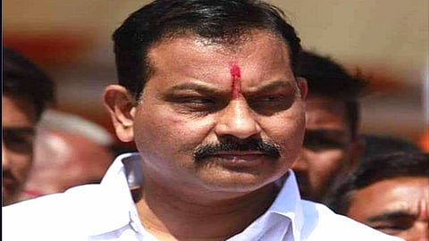 shinde.jpg