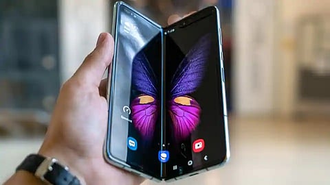 LG, Rollable smartphone  