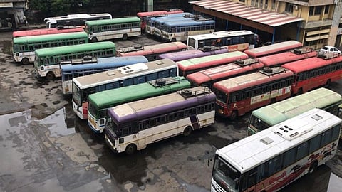   दिवाळीत एसटीच्या १८१ जादा बस