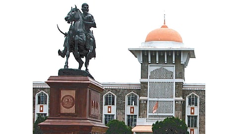 ‘प्लेन बॉईज’चे सामाजिक दातृत्व ...