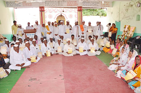 अखिल भारतीय वारकरी मंडळाच्या पदाधिकाऱ्यांना दिली नियुक्तीची पत्रे 