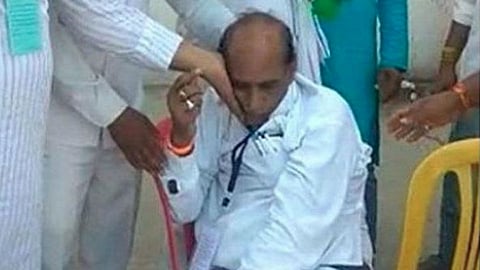 Election Results : निवडणुकाचे निकाल पाहुन कॉंग्रेस जिल्हाध्यक्षाचा हृदयविकाराच्या झटक्याने मृत्यू