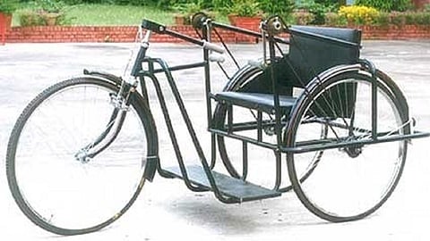 tricycles of handicapped people are not given to the in Nagpur 
