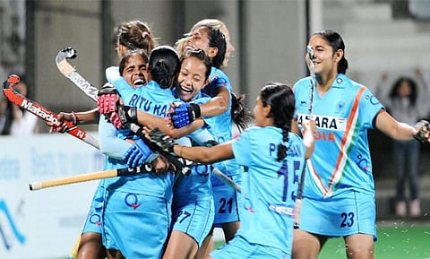 Women's hockey team better than men's