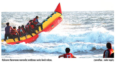 समुद्रकिनाऱ्यांवर उद्यापासून बोटिंग बंद