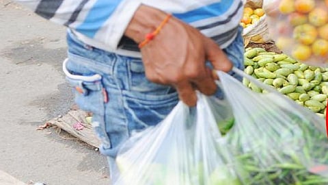 ठाण्यात प्लास्टिक बंदीचा फज्जा 