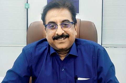 आता उठ जीडीपी उठ म्हणत ढोल बडवणार का ? 