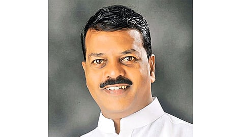 NCP will Give Chage to Ex MLA Sanjay Kadam 