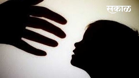 Abduction of minor girls from Dhule crime news