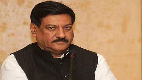 पृथ्वीराज चव्हाण म्हणतात, हीच ती वेळ