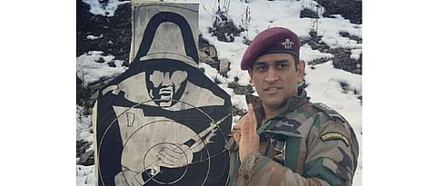 MS Dhoni to start serving nation from today in Kashmir 