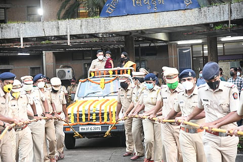Farewell to Superintendent of Police Dixit Gedam in sindhudurg