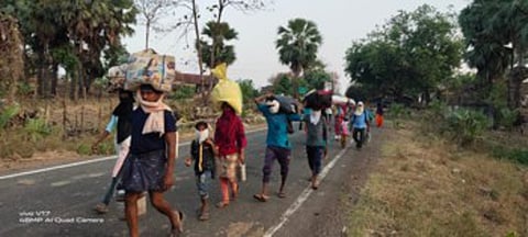 Mirchi labor