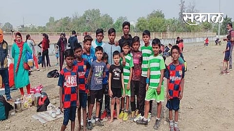 seva sarvada NGO teach poor students to play and learn in Nagpur 