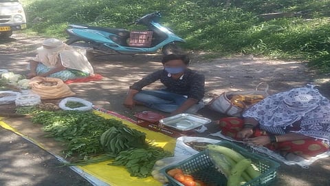 New vendors entering in vegetable selling affected old vendors business