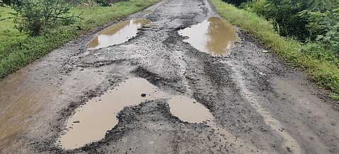 Sarpanch of Vadule Budruk Pradip Kale repaired the road