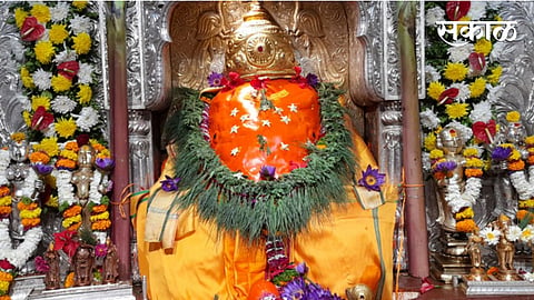 “Ranjangaon Mahaganpati temple trust raises alarm after 65 acres of land reportedly missing; complaint filed with Governor.”