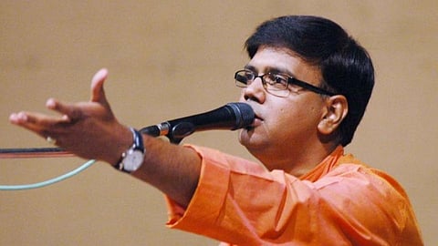 Saleel Kulkarni 