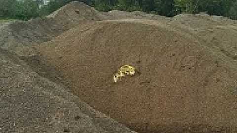 A JCB, a dumper and sand have been seized at Khandgaon