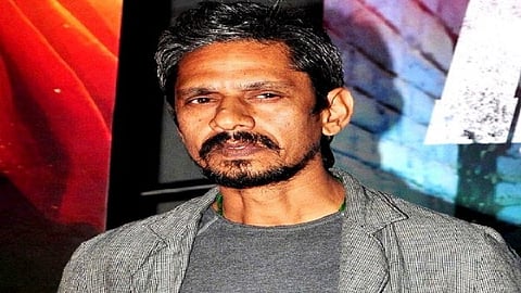 Gondia police arrested actor Vijay raaz 