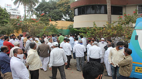 काकांच्या आठवणींनी "राजविलास'ही गहिवरला; उंडाळेत अंत्यसंस्कार  