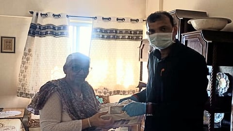 Corona Case Studty : साक्षात देवदूत बनून आला पोलिस !