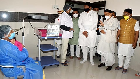 Governor Bhagat Singh Koshyari visited Bhandara district Hospital  