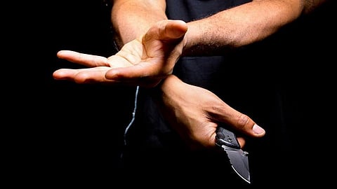 भिकन शाह दर्ग्याजवळ तरुणाला लुटले.jpg