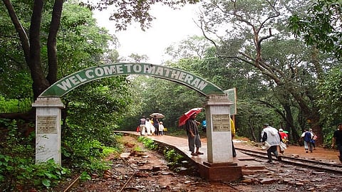 लॉकडाऊनमुळे माथेरानकरांचं अर्थकारण बिघडलं; पिढ्यांपिढ्या चालत असलेल्या पर्यटन व्यवसायाला फटका