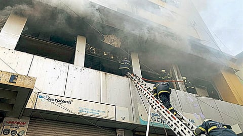 ग्रॅंट रोड येथील इमारतीच्या आगीत एकाचा मृत्यू