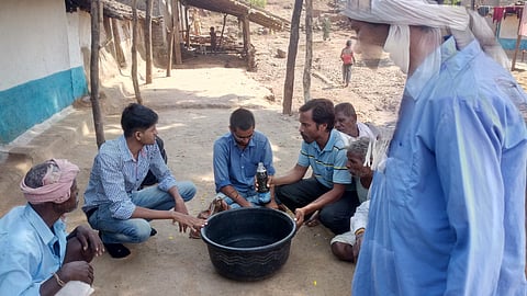 success story about young man aatish wasnik, he works in Melghat 