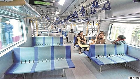 फारसा प्रतिसाद मिळत नसलेल्या AC लोकलमधून मागील सहा दिवसात किती मिळालं उत्पन्न ?
