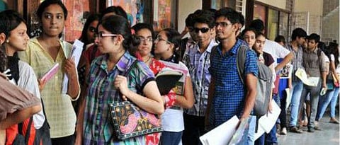 Career Guide Hemchandra Shinde has written a letter to the Chief Minister regarding the provision of EWS Certificate and EWS to the students.