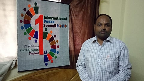 सोलापूरच्या हातमागावरील बोधचिन्ह झळकणार "या' देशात 