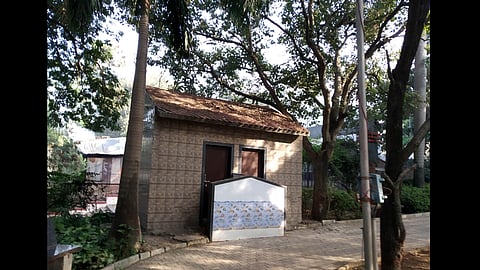 dattawadi-toilet.jpg